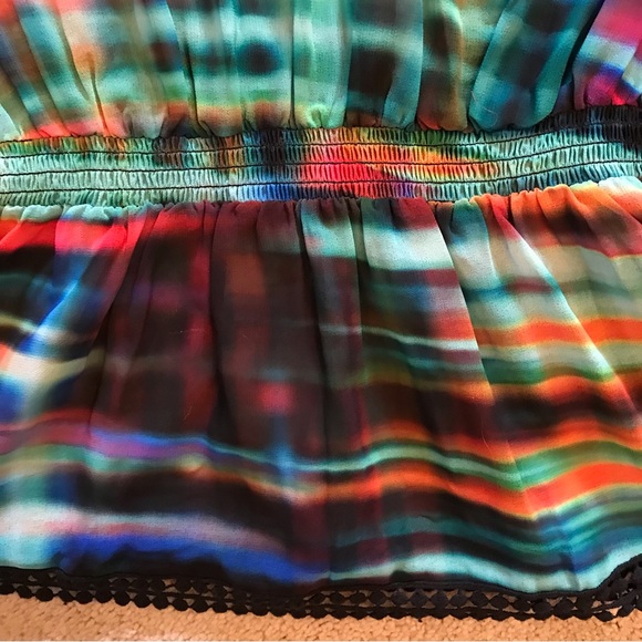 Bebe Semi Sheer Boho Peplum Blouse Size Small Wing Sleeve Pom Pom Trim Colorful - Picture 14 of 14